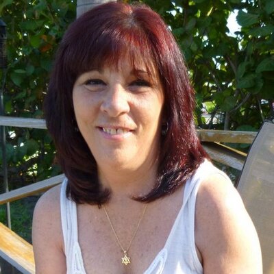 Profile Picture of Sue Barry Weinberg (@sueb128) on Twitter