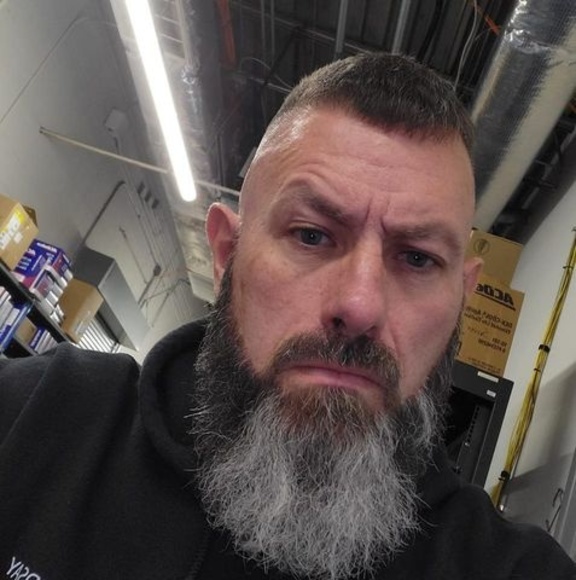 Profile Picture of Dana Harvey (@bigharv74) on Poshmark
