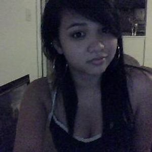 Profile Picture of Lynna Le (@lynnalinh) on Myspace