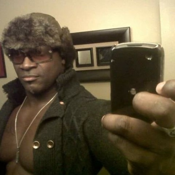 Profile Picture of Mark Knight (@markknight950) on Poshmark