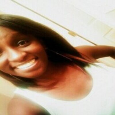 Profile Picture of Miriam Huff (@MiriamHuff12) on Twitter