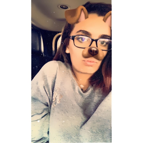 Profile Picture of Bailey Mcconnell (@baileyam12) on Poshmark