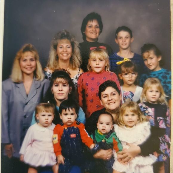 Violet Blair - Poshmark Profile Picture of Violet Blair (@violetblair) on Poshmark