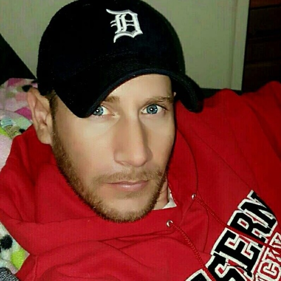 Profile Picture of Nicholas Sitko (@fearmyskillz) on Poshmark