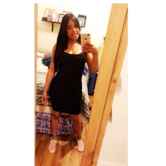 Lisbeth Pena - Poshmark Profile Picture of Lisbeth Pena (@lisbeth2029) on Poshmark