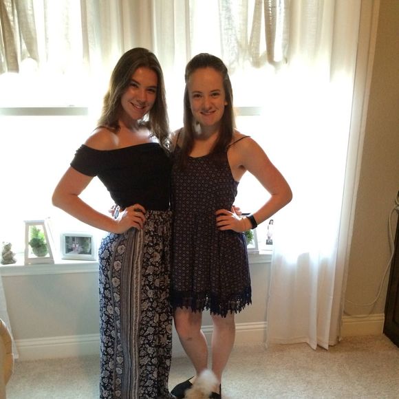 Profile Picture of Lori Maguire (@home1490) on Poshmark