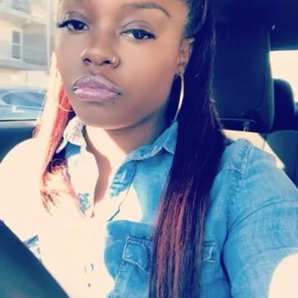 Bryttny Nunley-hall - Poshmark Profile Picture of Bryttny Nunley-hall (@bh2798) on Poshmark