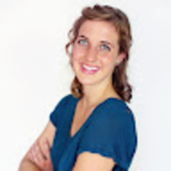 Profile Picture of Danielle Start (@daniellestart) on Poshmark