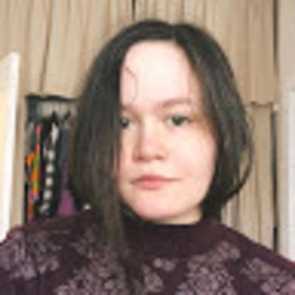 Profile Picture of Jaime Kramer (@condolore) on Poshmark