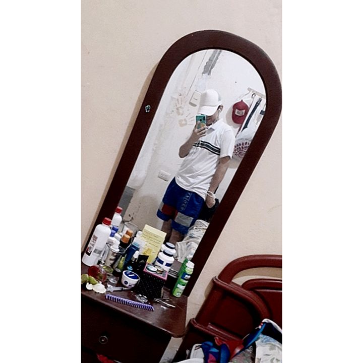 Profile Picture of Nick miraba (@holaaa474) on Tiktok