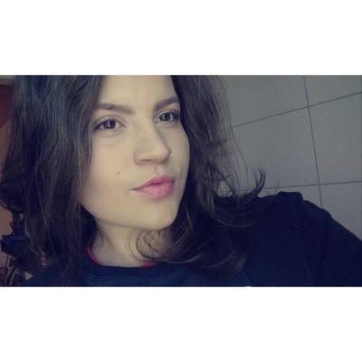 Profile Picture of Amanda Tereza De Bona (@tereza_bona) on Twitter