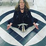 Profile Picture of michelle mantell (@loves_mother_earth) on Instagram