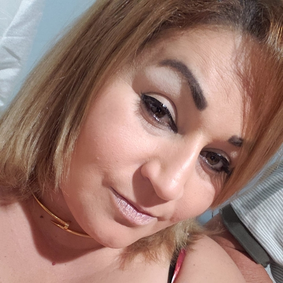 Profile Picture of Denixa Caraballo martinez (@denixac) on Poshmark