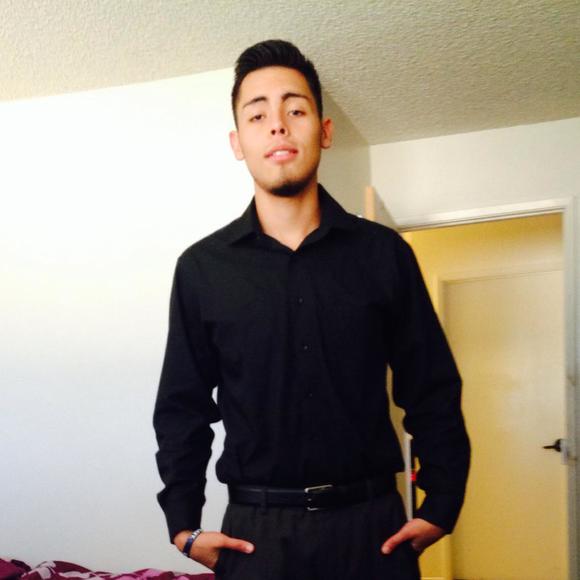 Profile Picture of Aaron Pasillas (@apasillas) on Poshmark