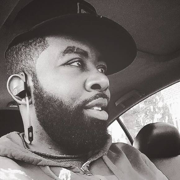 Profile Picture of Wayne Bennett (@bigwayne718) on Poshmark