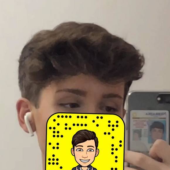 Profile Picture of Alex Quezada (@alexquezada930) on Poshmark