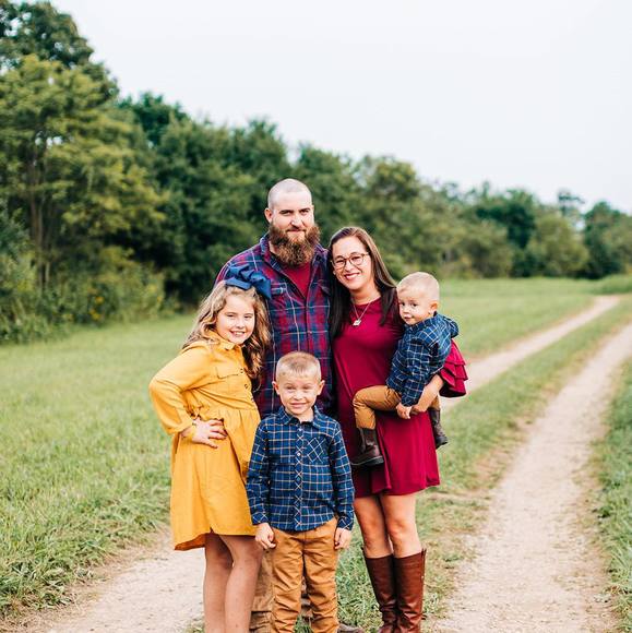 Profile Picture of Vonda Gaunce (@vondarg12) on Poshmark