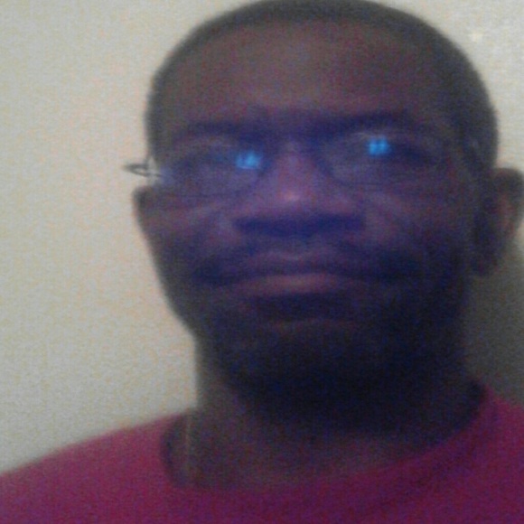 Profile Picture of Darrell Brookins (@dbrookins10) on Poshmark