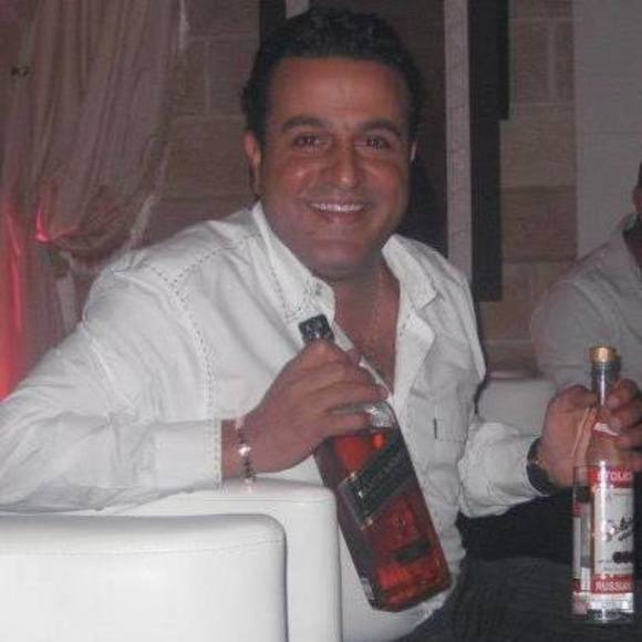 Profile Picture of Mark Deeb (@abojohnny) on Poshmark