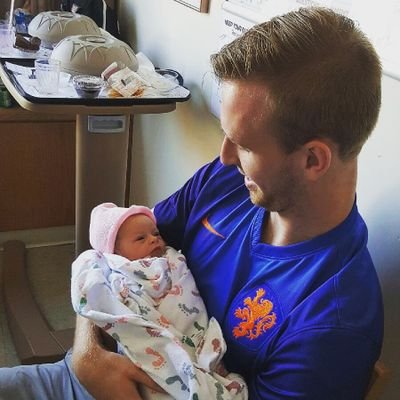 Michael Haberman - Twitter Profile Picture of Michael Haberman (@Mike_Habs5) on Twitter