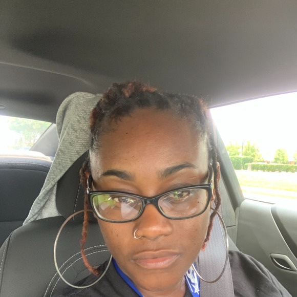Profile Picture of Monique Dibrellbrock (@mdibrell31) on Poshmark
