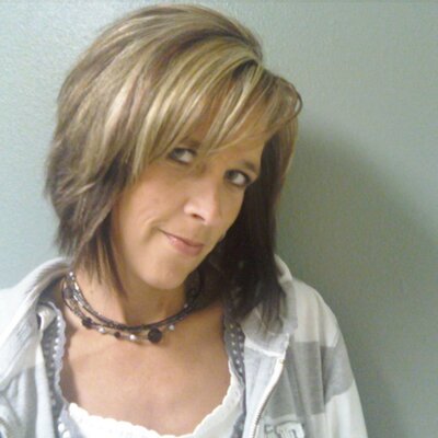 Profile Picture of Lori Owen (@mammothgirl) on Twitter