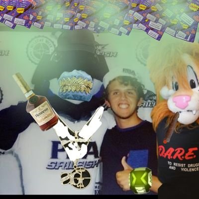 Profile Picture of Edward Beatty (your Mom's Emotional Support Dawg) (@SnipeJoseph) on Twitter