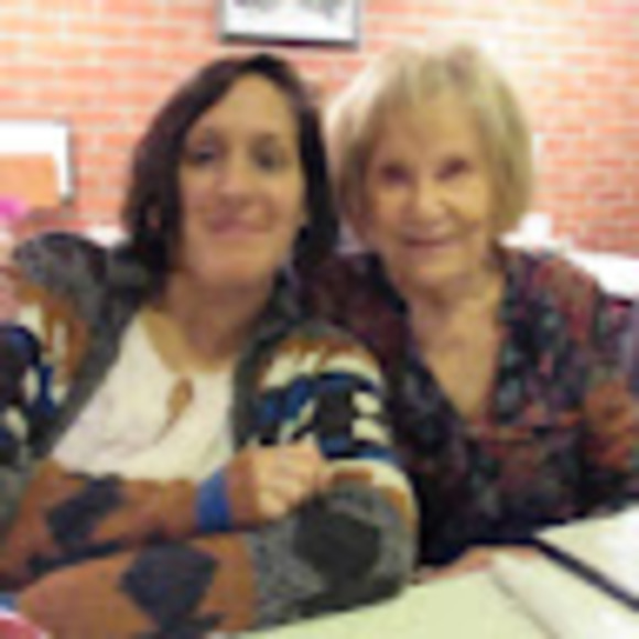 Profile Picture of Carlene Fava (@favac861) on Poshmark