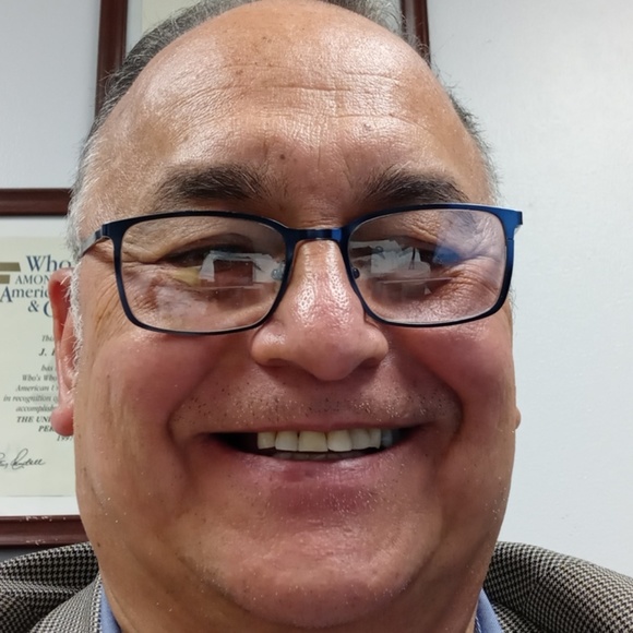 Profile Picture of Aniceto Silva (@anicetosilva) on Poshmark