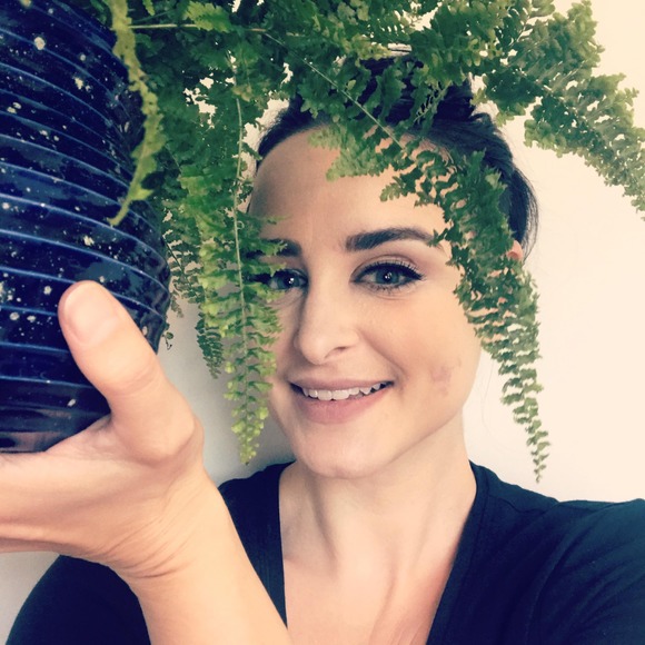 Profile Picture of Noelle Burch (@noelleburch386) on Poshmark