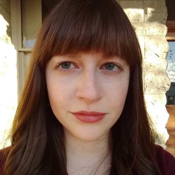 Profile Picture of Heather Rees (@chickaddie) on Poshmark