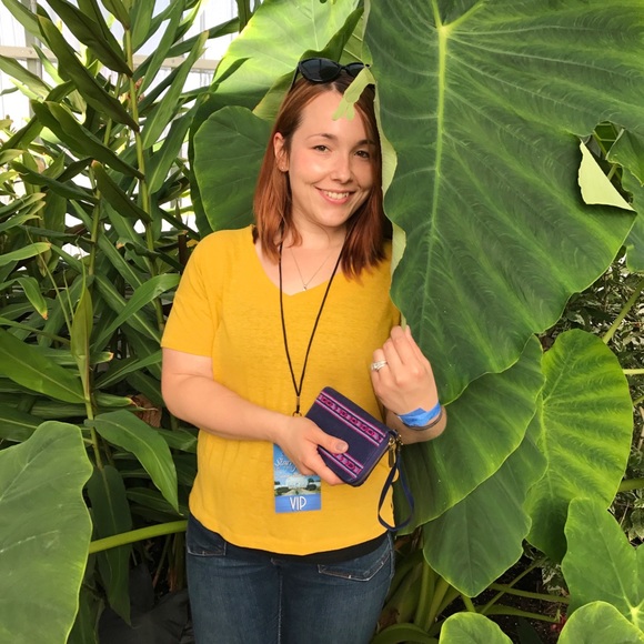 Profile Picture of Chrissy Jenkins (@jinxtreasuresco) on Poshmark