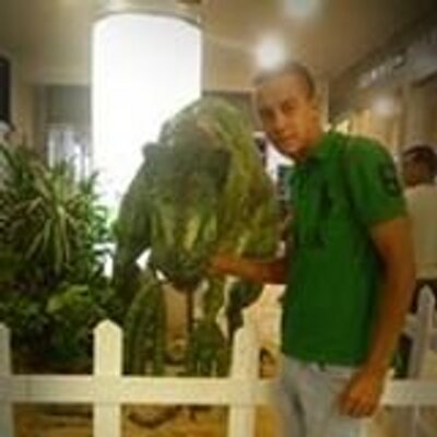 Profile Picture of Daniel  Pinson (@_magiaenmi) on Twitter