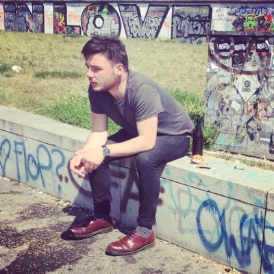 Profile Picture of Larry Roche (@laurenceroche1) on Twitter