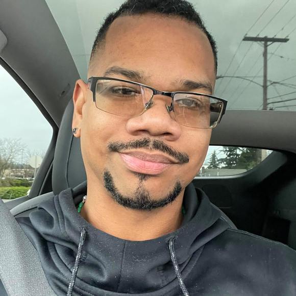 Profile Picture of Will Mitchell (@bigwill9) on Poshmark