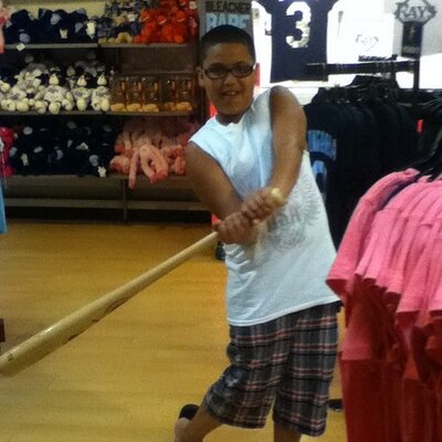 Profile Picture of Omar Pineiro Jr (@pineiro_jr) on Twitter
