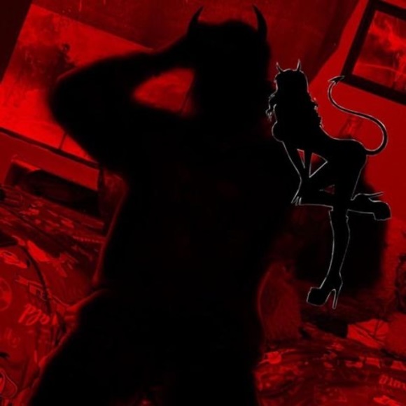 Profile Picture of Kevin Benitez (@momito67op) on Poshmark