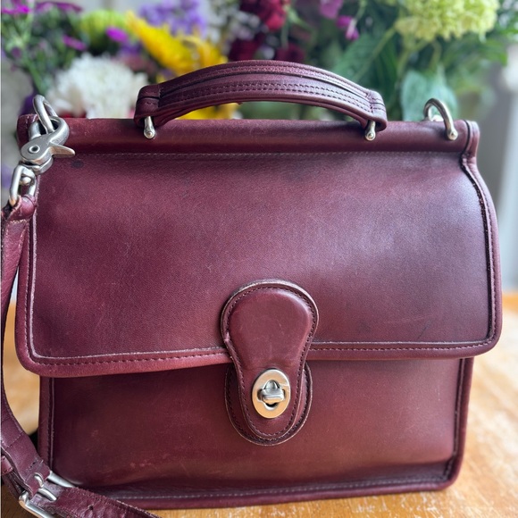 Profile Picture of Beca Malmgren (@seth_malmgren) on Poshmark