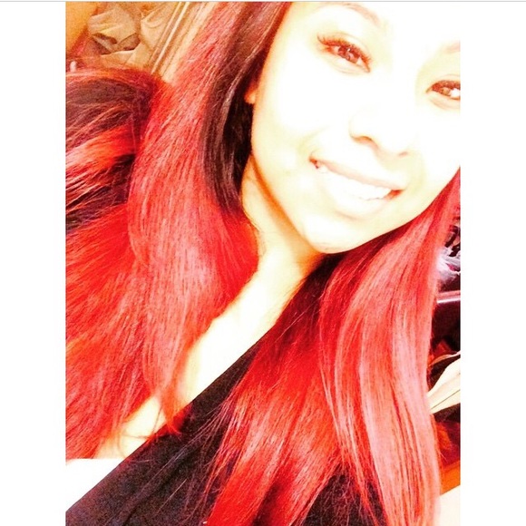 Profile Picture of Alexandra Calera (@kayey15) on Poshmark