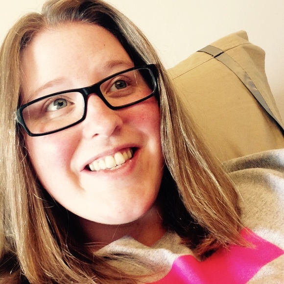 Profile Picture of Caroline Folta (@broadwaybabe89) on Poshmark