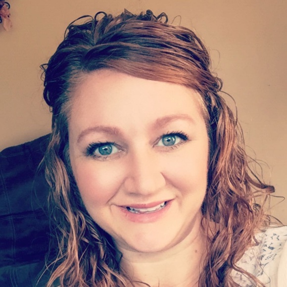 Profile Picture of Kimberly Jarboe (@kimberlyjarboe) on Poshmark
