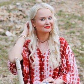 Profile Picture of Erin Coleman (@erincolemanstyle) on Pinterest