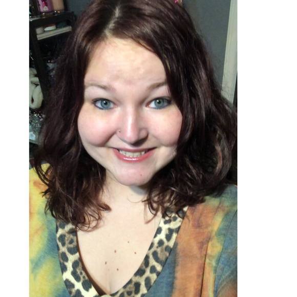 Profile Picture of Jordan Vignery (@jbv_9990) on Poshmark