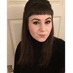 Profile Picture of Heidi Humphreys (@heidihumphreysdesign) on Instagram