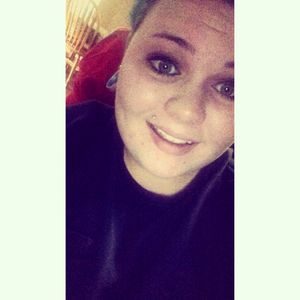 Profile Picture of Gillian Smith (@gaylover0313) on Myspace