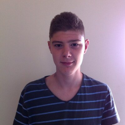 Profile Picture of Darryl Brewer (@92Dazza) on Twitter