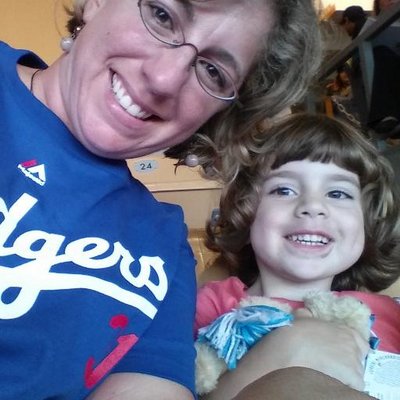 Profile Picture of Danielle Newton (@newtondanielle) on Twitter