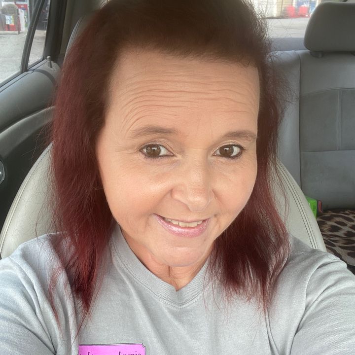Profile Picture of donnamichellethreadgill (@donnamichellethreadgill) on Tiktok