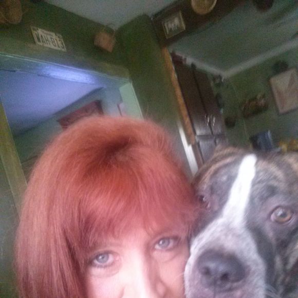 Profile Picture of Paula Rethmel (@paularethmel) on Poshmark