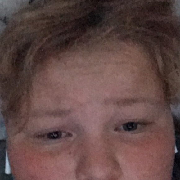Profile Picture of Gavin Hare (@gavinhare) on Poshmark